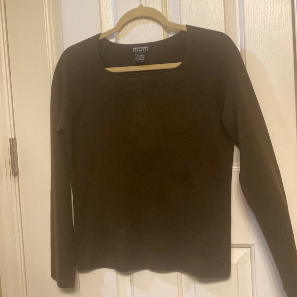 New York & Company Brown Ling Sleeve Square Neck Sweater Size Medium